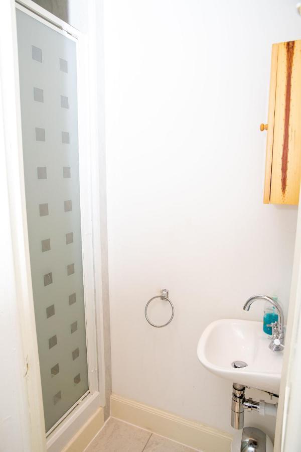 Sandgate 2-Bed Apartment In Ayr Central Location Buitenkant foto